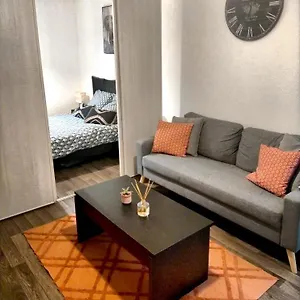 Magenta, Appart. Cosy Proche Gare&centre Appartement